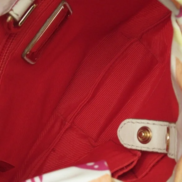 Salvatore Ferragamo Pink and White Satin Shoulder Bag - Picture 5 of 17